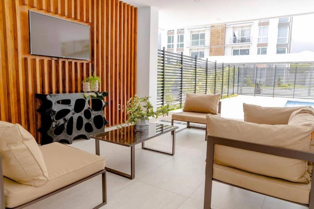 Moderno Y Acogedor Condominio En Zona Exclusiva San Pedro Sula Esterno foto