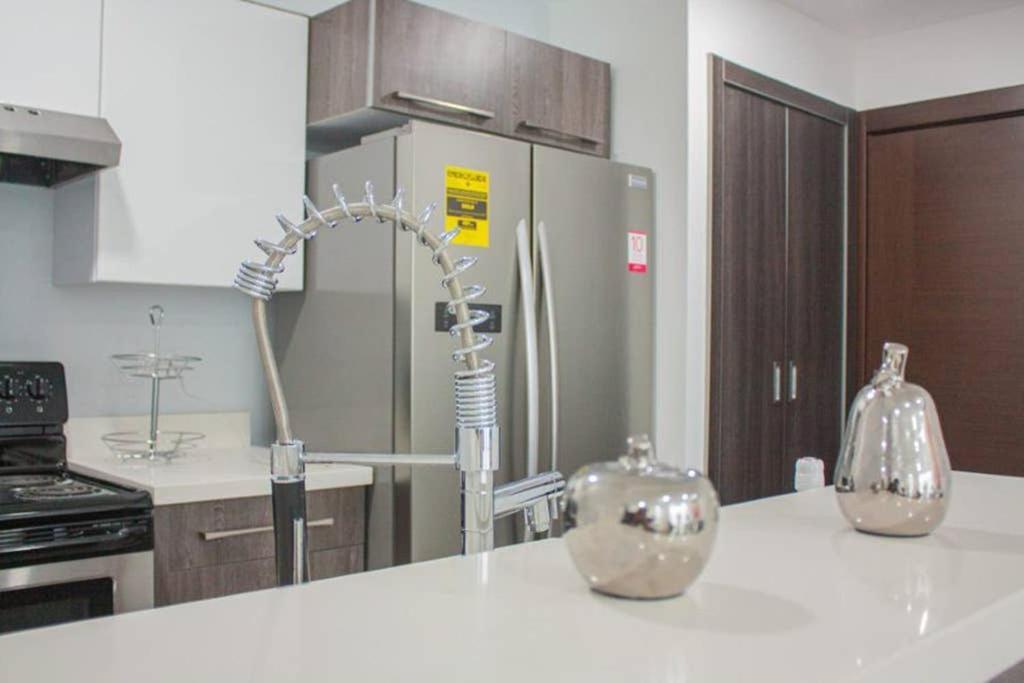 Moderno Y Acogedor Condominio En Zona Exclusiva San Pedro Sula Esterno foto